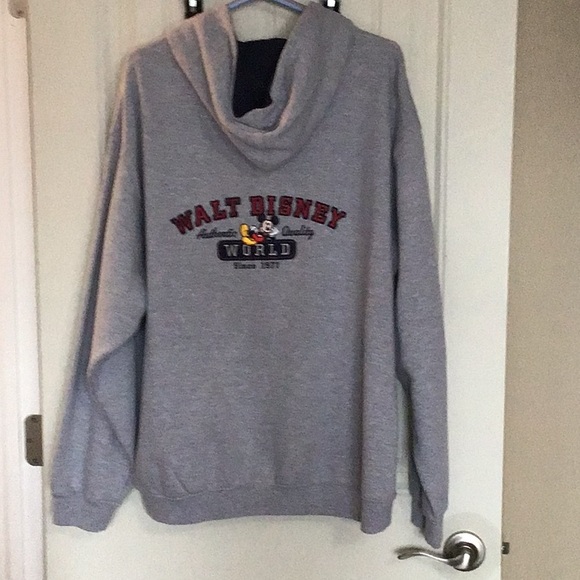 Walt Disney Hoodie - Picture 2 of 3